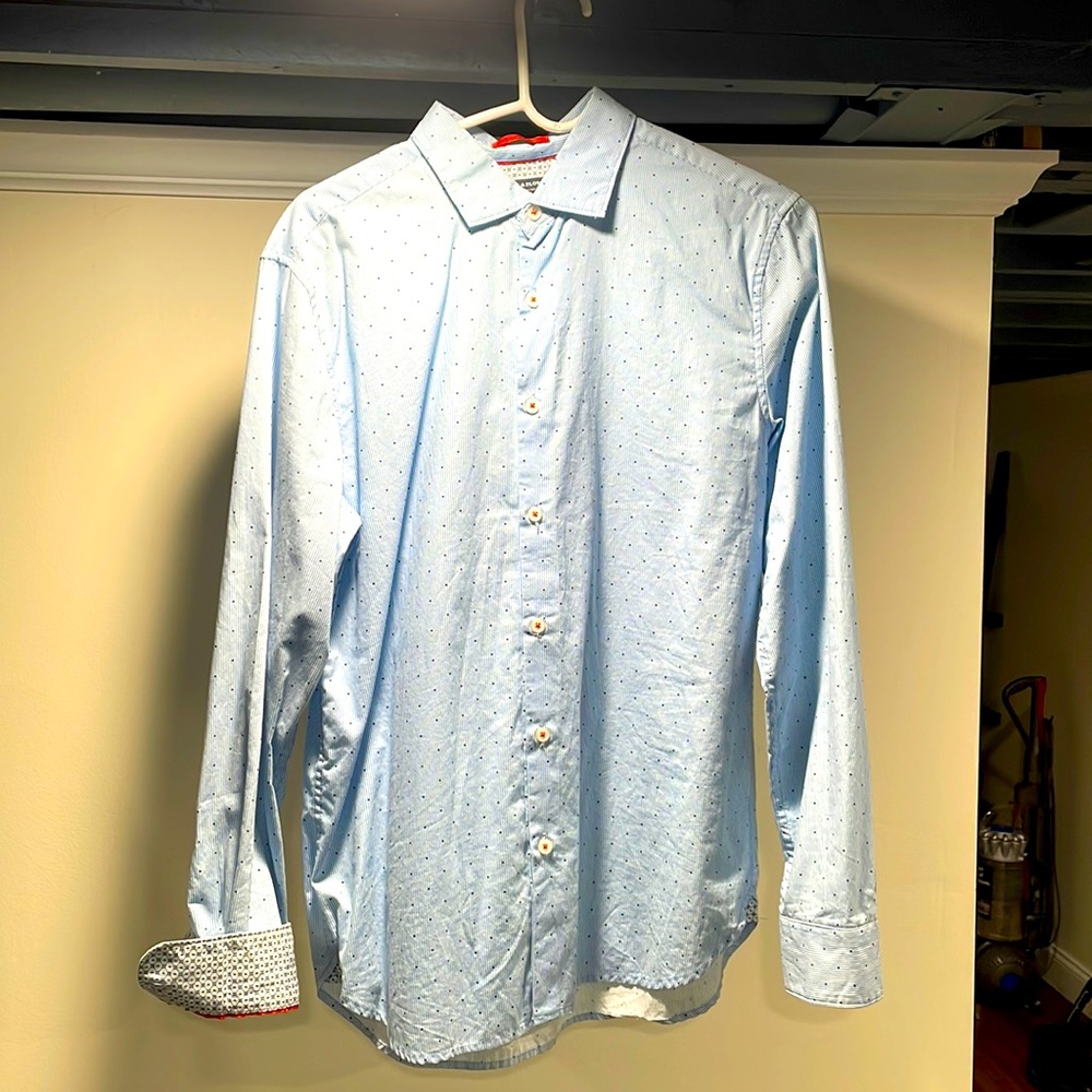 Men’s Medium Button Down  Slim Fit